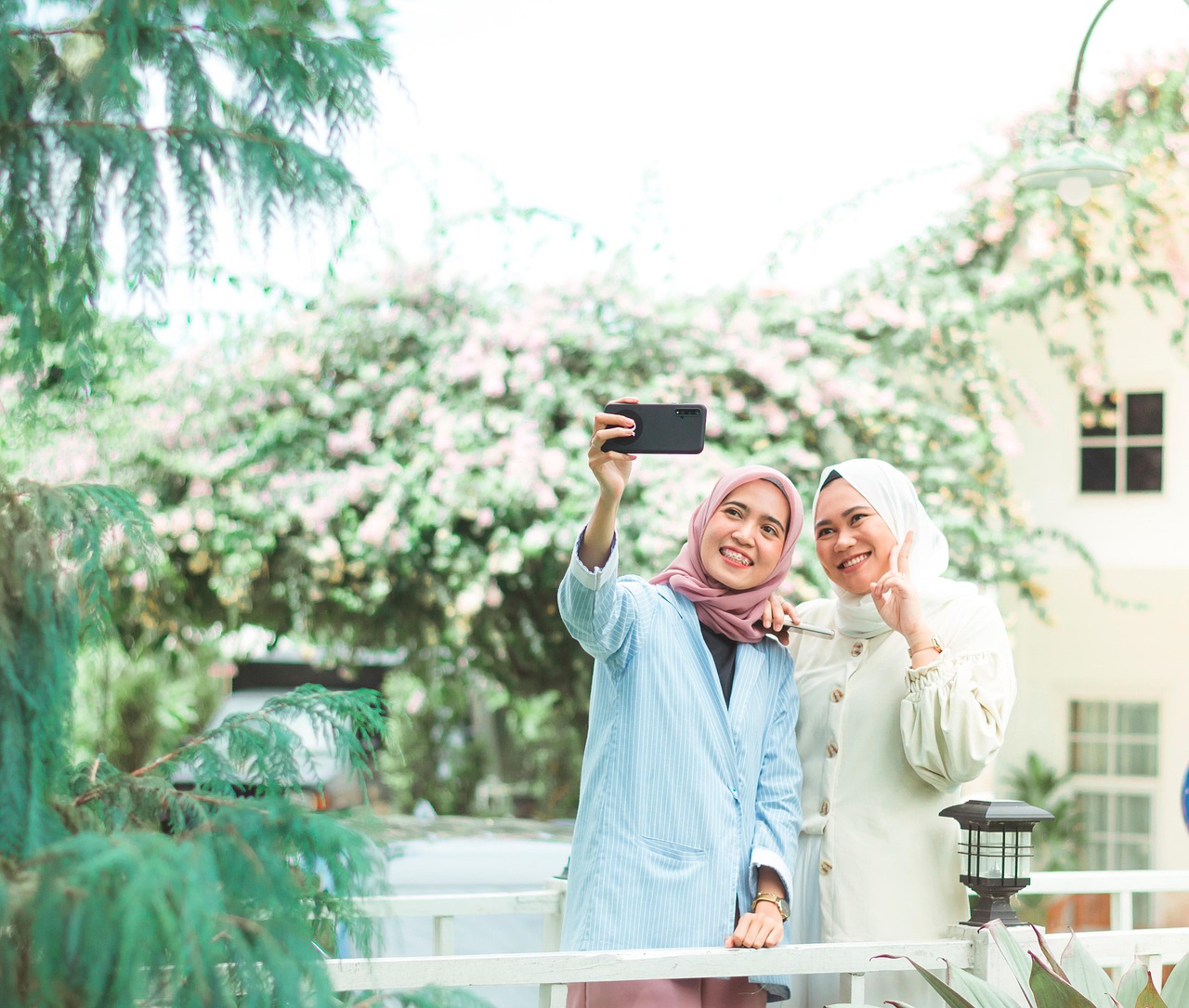 10 Tips Memilih Bahan Hijab yang Nyaman untuk Aktivitas Sehari-hari