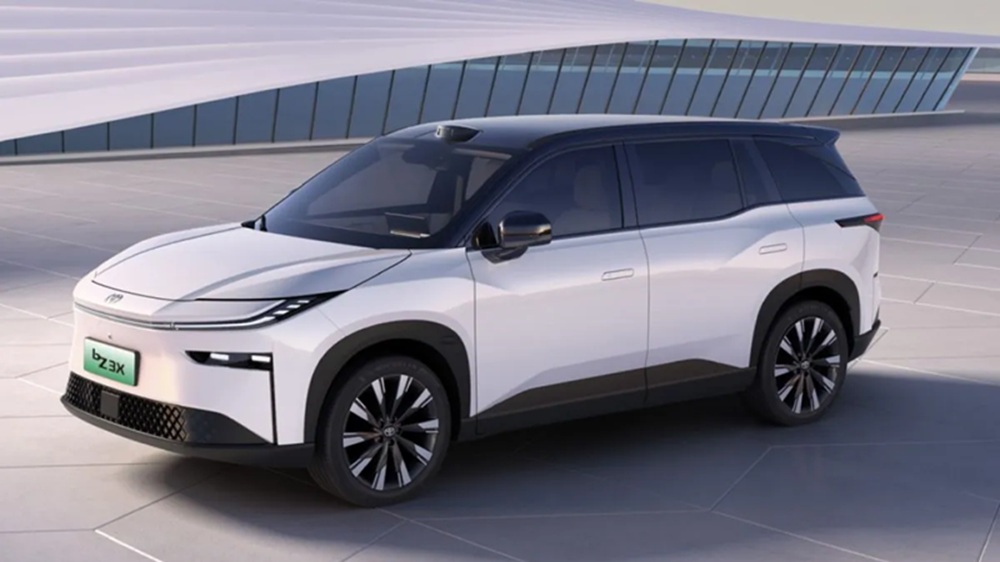 Toyota SUV Listrik bZ3X versi Setir Kanan Rilis di Hong Kong