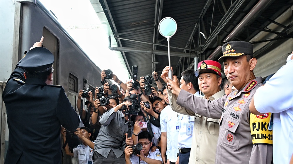 Mudik Angkutan Motor Gratis Dilepas dari Stasiun Pasar Senen