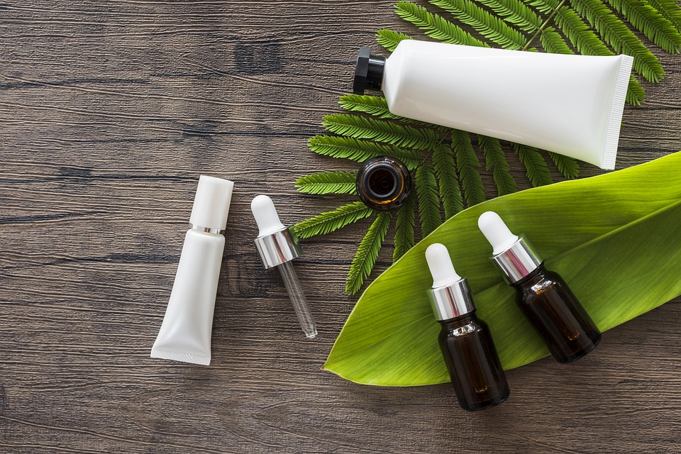 7 Langkah Skincare Pagi yang Bikin Wajah Cerah Seharian