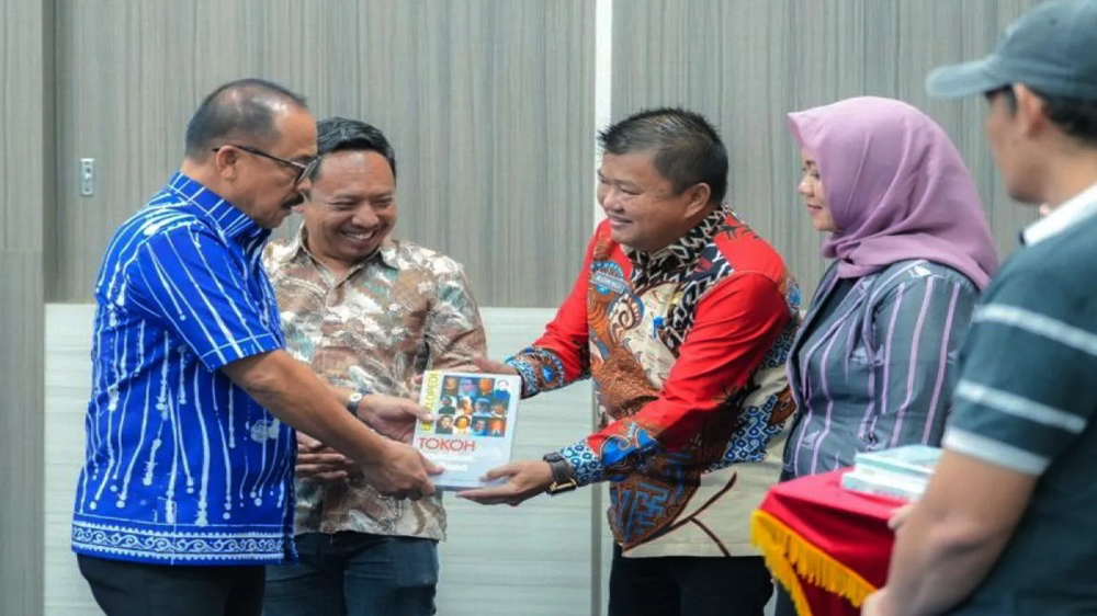 Pemprov Sulbar Terima Donasi 400 Eksemplar Buku dari Penerbit