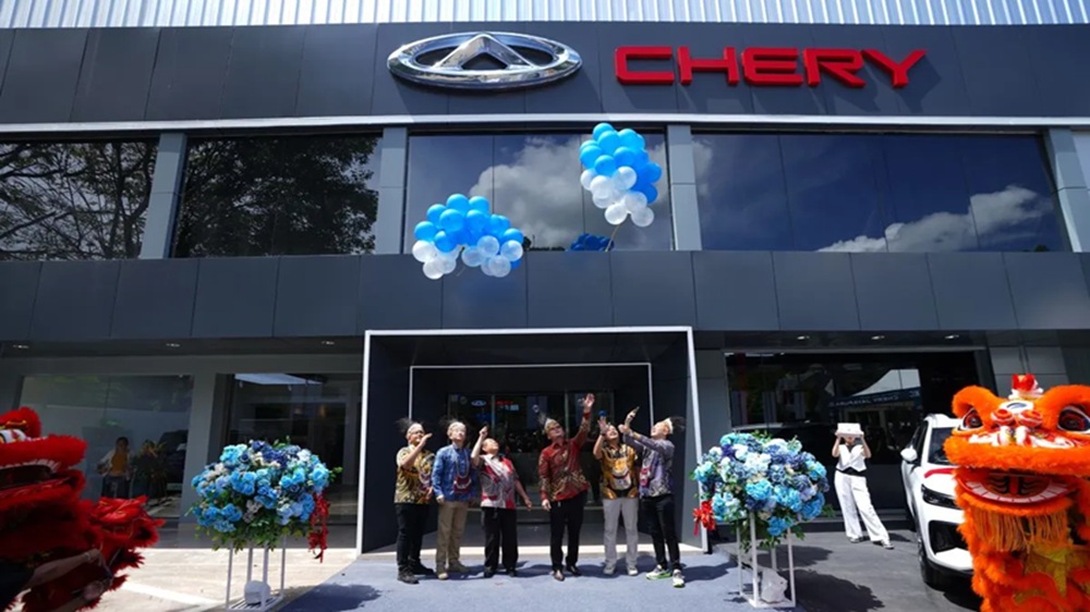Chery Lebarkan sayap ke Indonesia timur, Buka Diler Pertama di Papua
