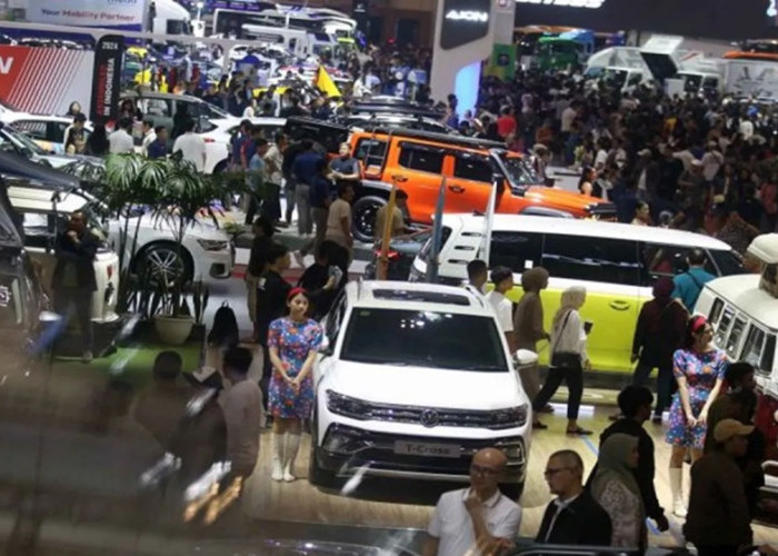 Rekor Pengunjung Pecah, Hampir Setengah Juta Orang Kunjungi GIIAS 2025 
