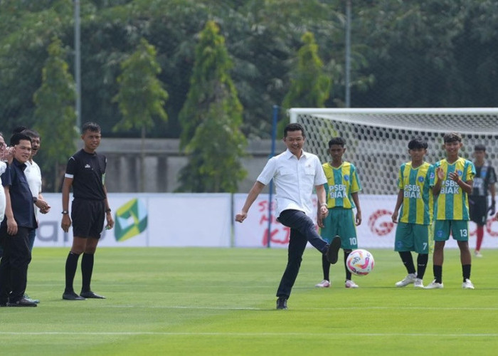 Wamenpora Taufik Buka Turnamen Sepak Bola Usia Muda Nusantara Open 2025