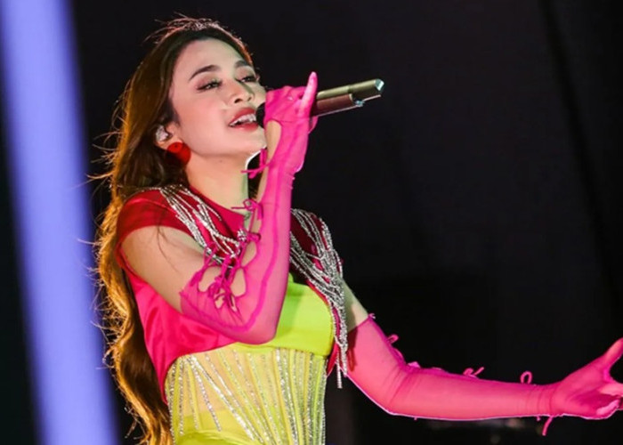 Mahalini Akan Gelar Konser Tunggal Bertajuk 'KOMA Live in Concert'