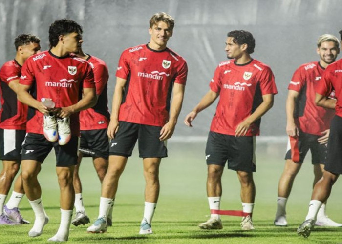 Patrick Kluivert Sambut Positif Bergabungnya Mauro Zijlstra di Skuad Timnas Senior