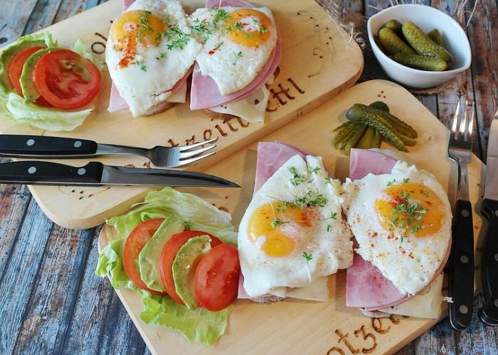 7 Makanan yang Bantu Perkembangan Otak dan Tinggi Badan Anak secara Optimal