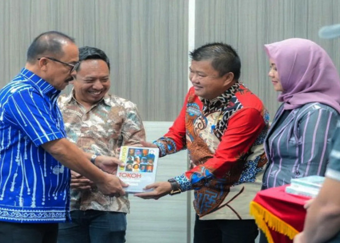 Pemprov Sulbar Terima Donasi 400 Eksemplar Buku dari Penerbit